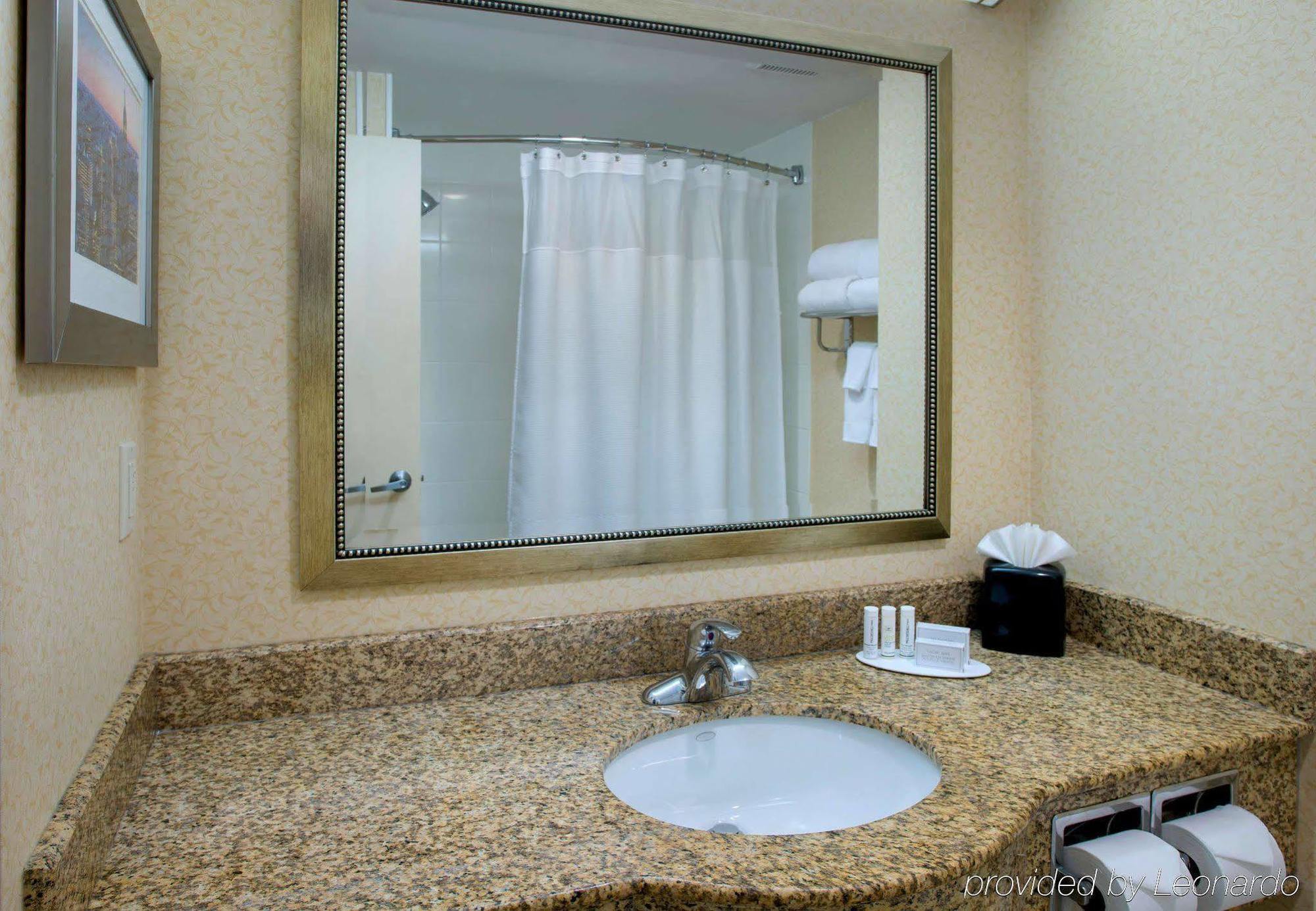 Fairfield Inn By Marriott New York Laguardia Airport/Astoria מראה חיצוני תמונה